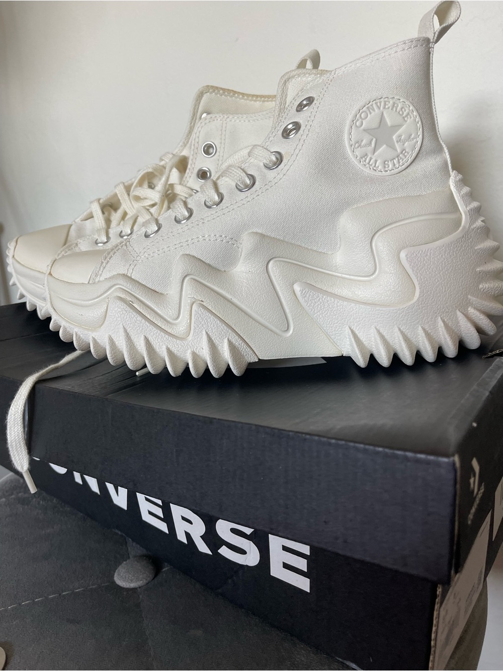 Converse Run Star Hike High-Top Sneakers in Off-White/Cream - Picture 3 of 10